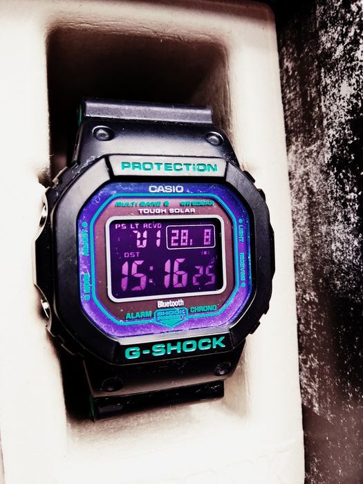 Zegarek CASIO G-Shock Original Bluetooth Tough Solar GW-B5600BL-1ER