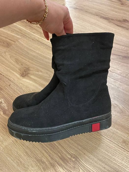 Ботиночки,сапоги замш черные на танкетке. Осень.