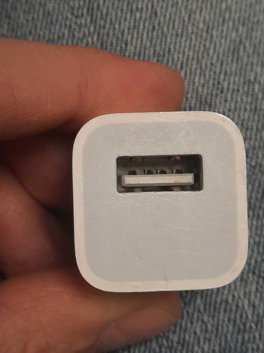 Зарядка, блок питания, адаптер Apple USB Power Adapter A1385