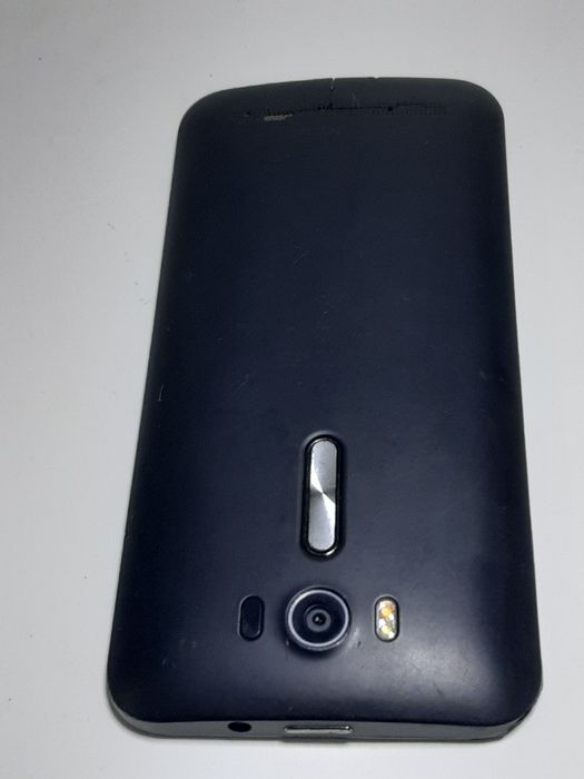 Карманий компьютер Asus Zenfone 2  (MyPal