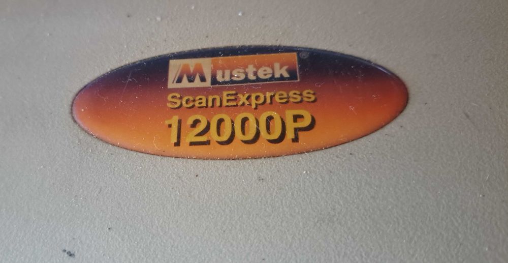 Vendo impressora HP710C e scanner Mustek