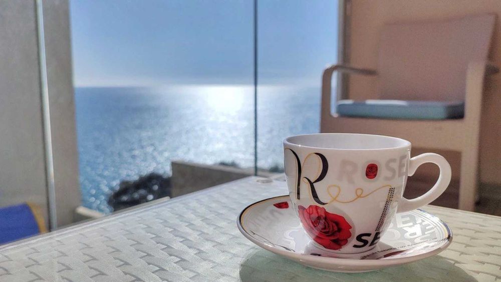 ТОП! Квартира на первой линии! в Черногории (Бар) бассейн 99 000 €