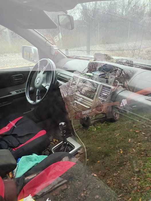 Ніссан 2005. Повний привід 2.2.cdti