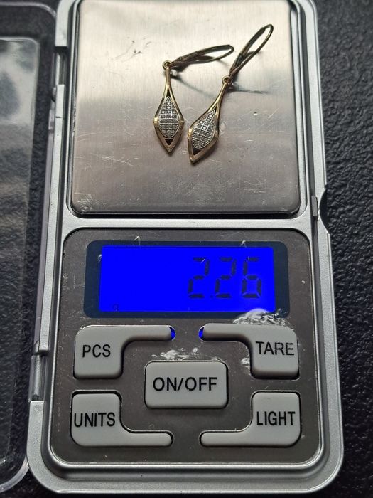 Złote kolczyki z cyrkoniami Apart 585 bigle