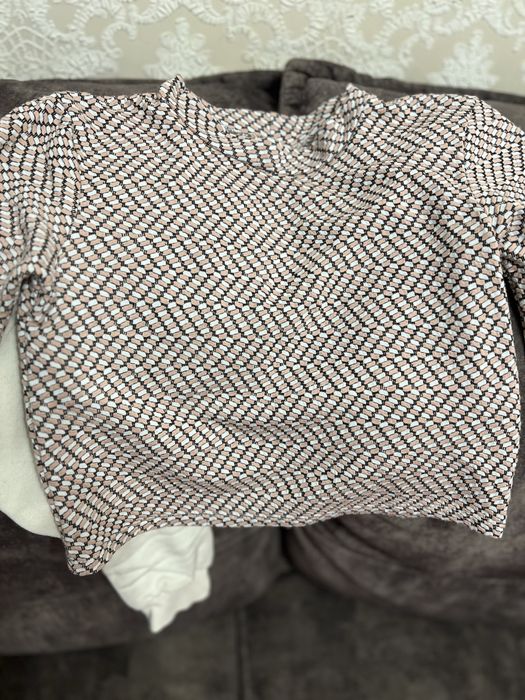 Кофтинки на дівчинку 500грн. 4шт