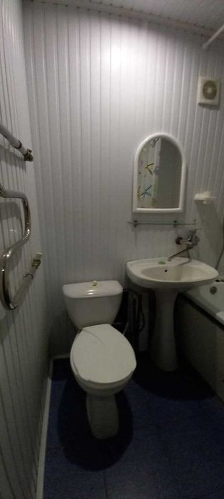 Продаж 2 кім квартири в районі Друкарні.