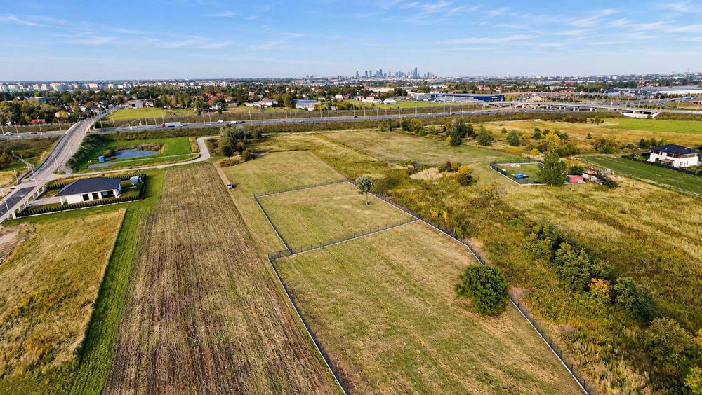 Działki na wynajem 2000 i 3100 m2 Bezpośrednio od właściciela blisko Okęcia