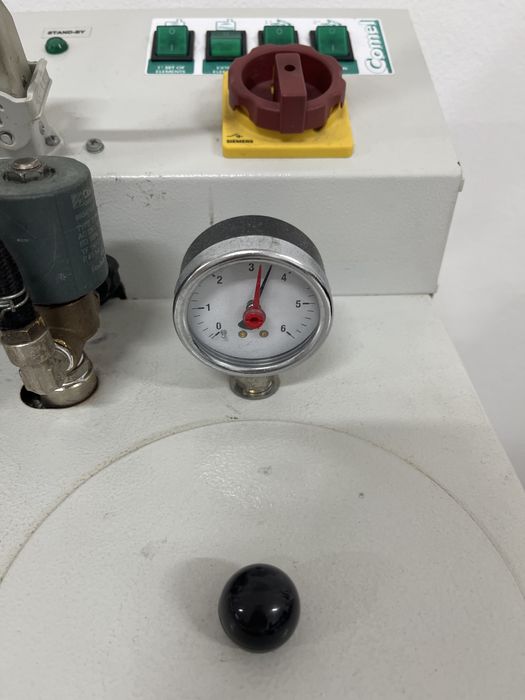 Conjunto comel semi novo