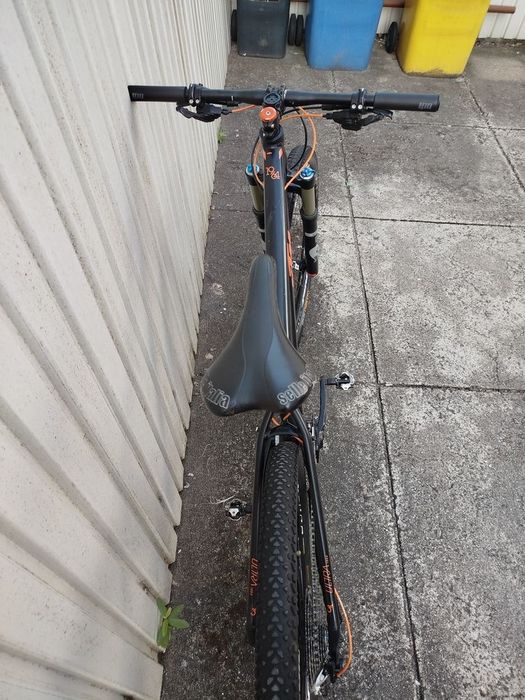 Bicicleta MTB KTM
