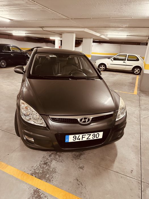 Hyunday i 30.   1.6  D.   Cx automatica CRDI