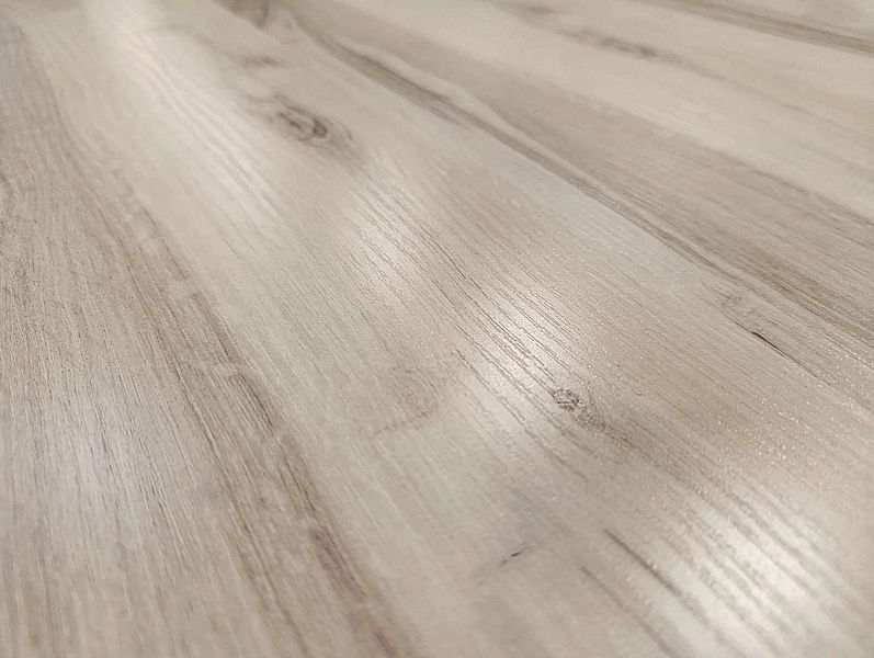 Panele podłogowe laminowane SWISS KRONO Dąb Aspen D3299 AC3/7 mm