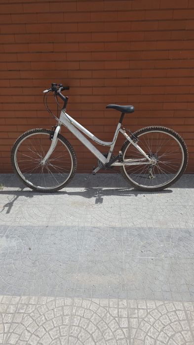 Lote de 5 bicicletas usadas — 170€
