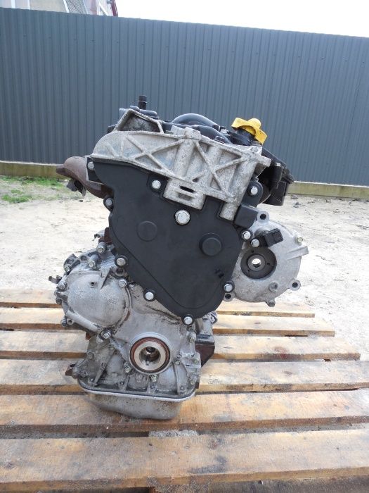 Мотор Рено Двигун Renault 2.5 Двигатель Master Trafic Movano Vivaro