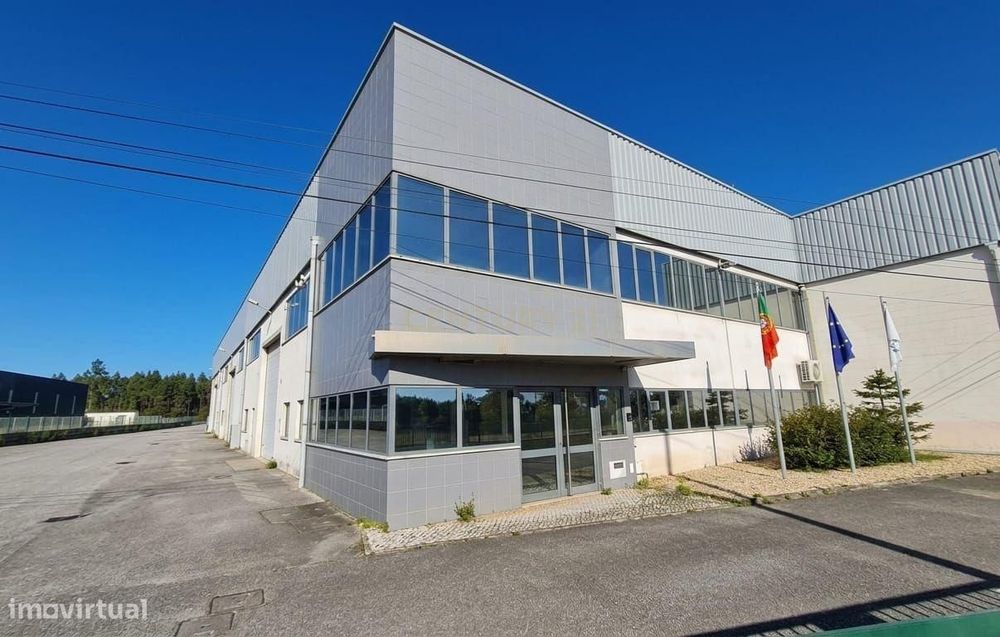 Armazém Funcional com Área Administrativa,  Zona Industrial da Moita