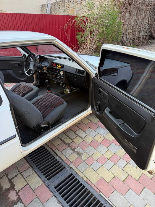 Продам автомобіль Таврія