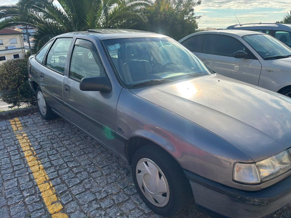 Opel Vectra — fotografia 2