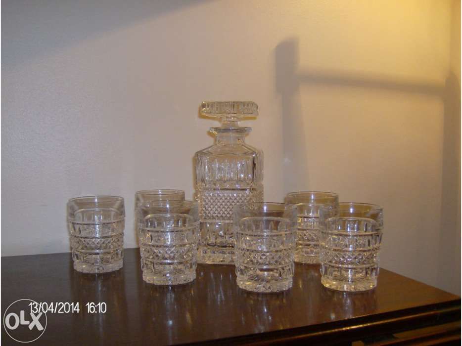 Garrafa de cristal da Boémia com 6 copos