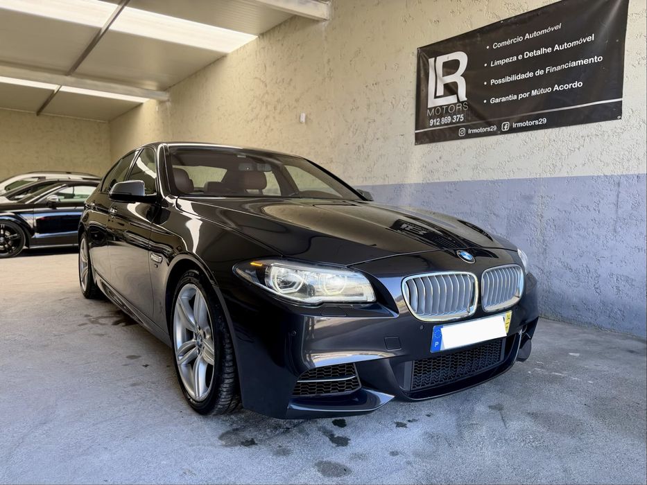 BMW M550d xDrive LCI - Desde 360€ Mês foto 2