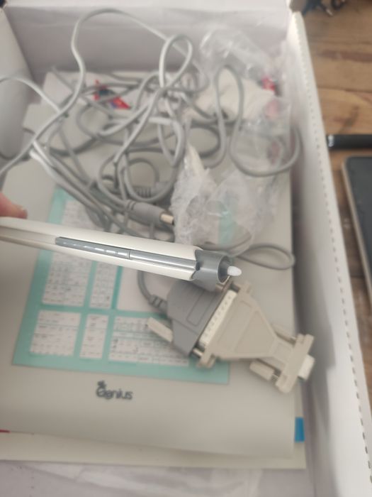 Mesa digitalizadora antiga Genius