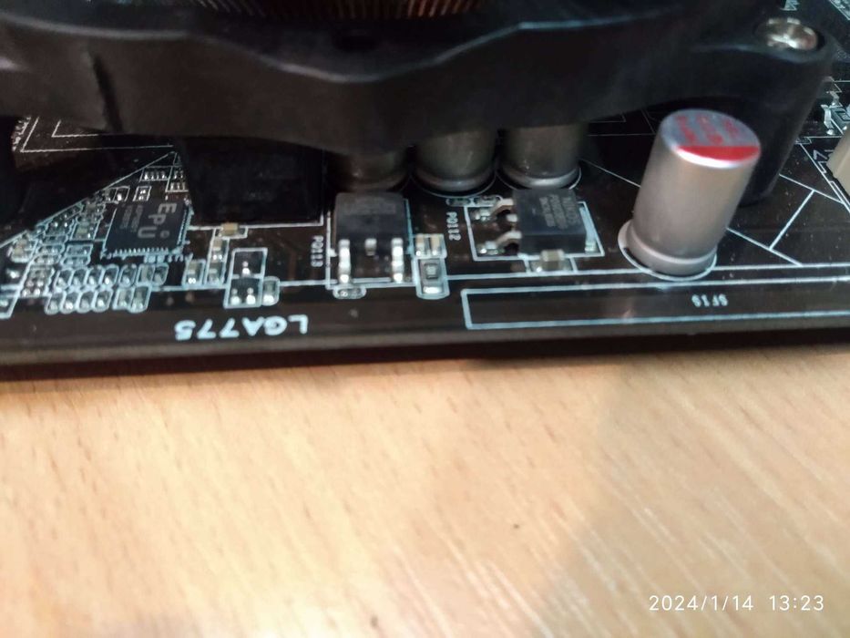 материнская плата P5Q с процессором E8500