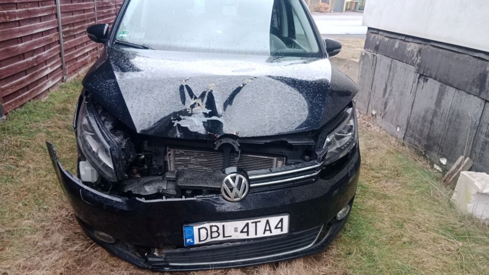 Volkswagen Touran 2.0 TDI 140 km DSG 2012