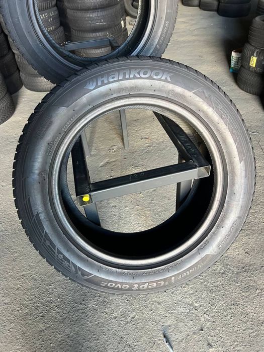 Шини 235/55 r17 103V Hankook winter i*cept evo2 2019р (1042)