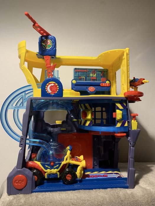 Продам ігровий набір Super Things