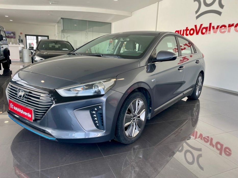 Hyundai Ioniq 1.6 GDI HEV Hybrid Tech