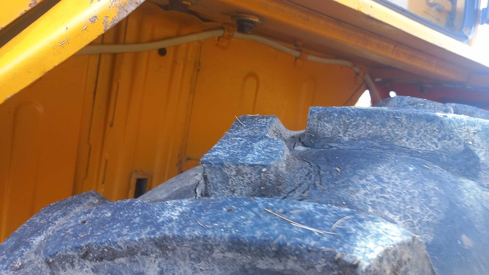 Продам трактор Т25