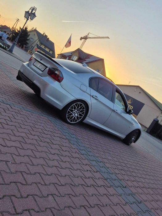 Sprzedam bmw e90 330i