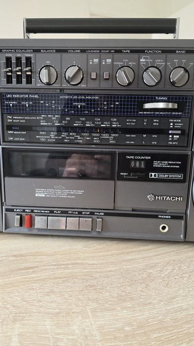 Boombox / Ghetto Blaster Hitachi TRK-9100EZ