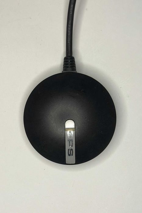 Antena magnética GPS preta com cabo e adaptador usb