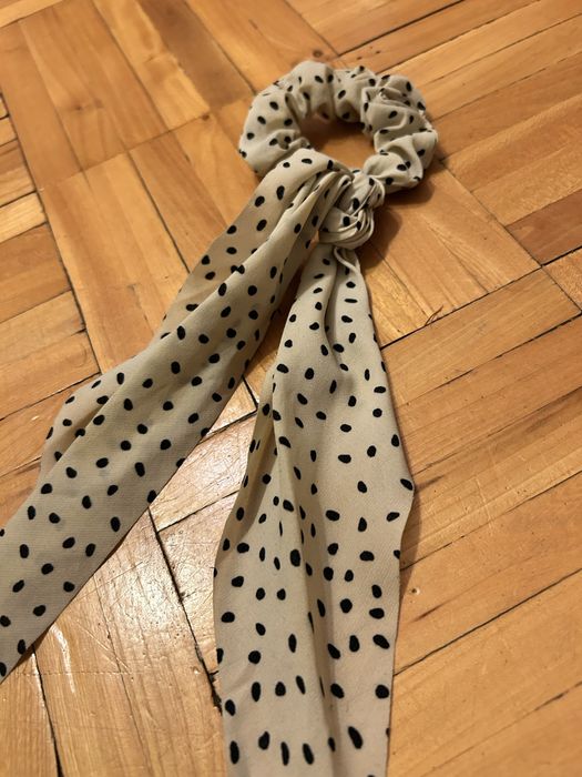 Gumka do włosów w grochy