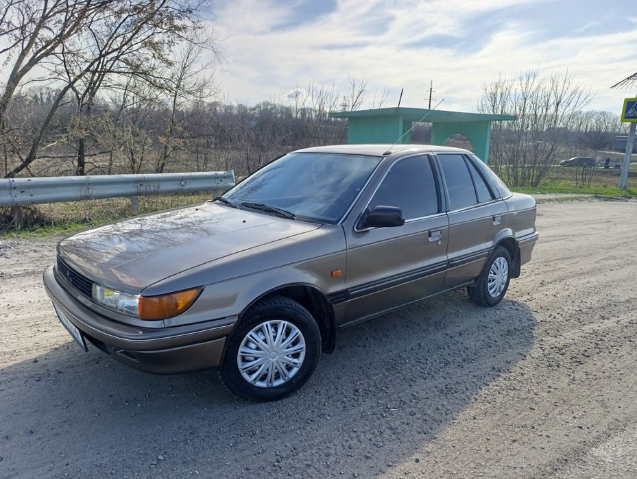 Митсубиси Лансер 1,5