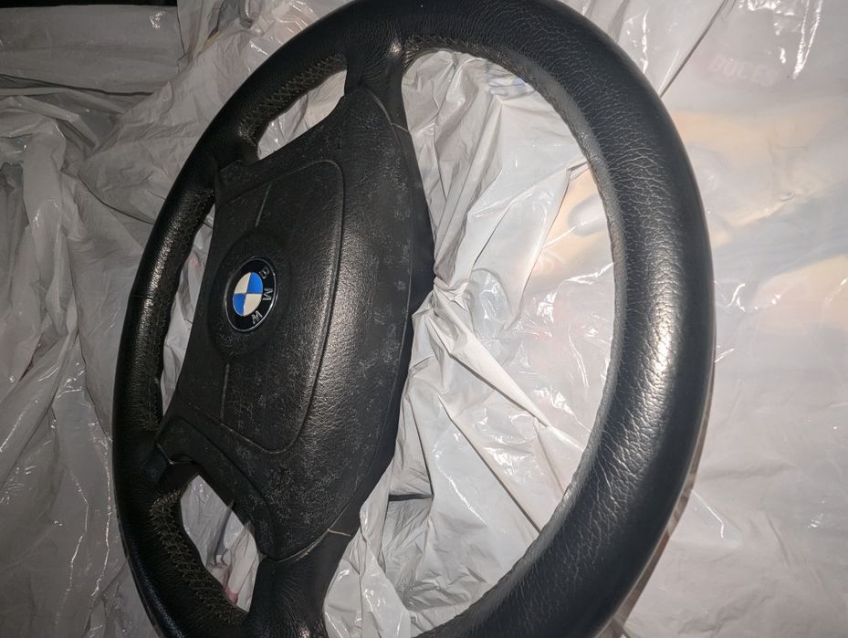 Volante BMW E39 novo