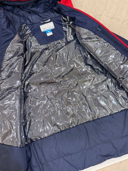 Продам куртку нову columbia