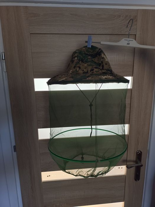 Kapelusz z moskitiera