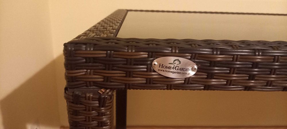 Stół rattanowo szklany