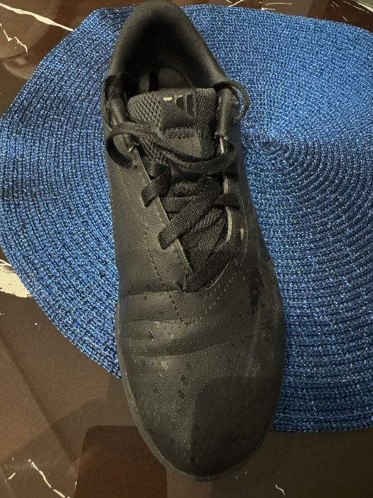 Sprzedam Buty halowe do gry