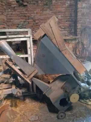 sprzęt rolniczy rozrzutnik