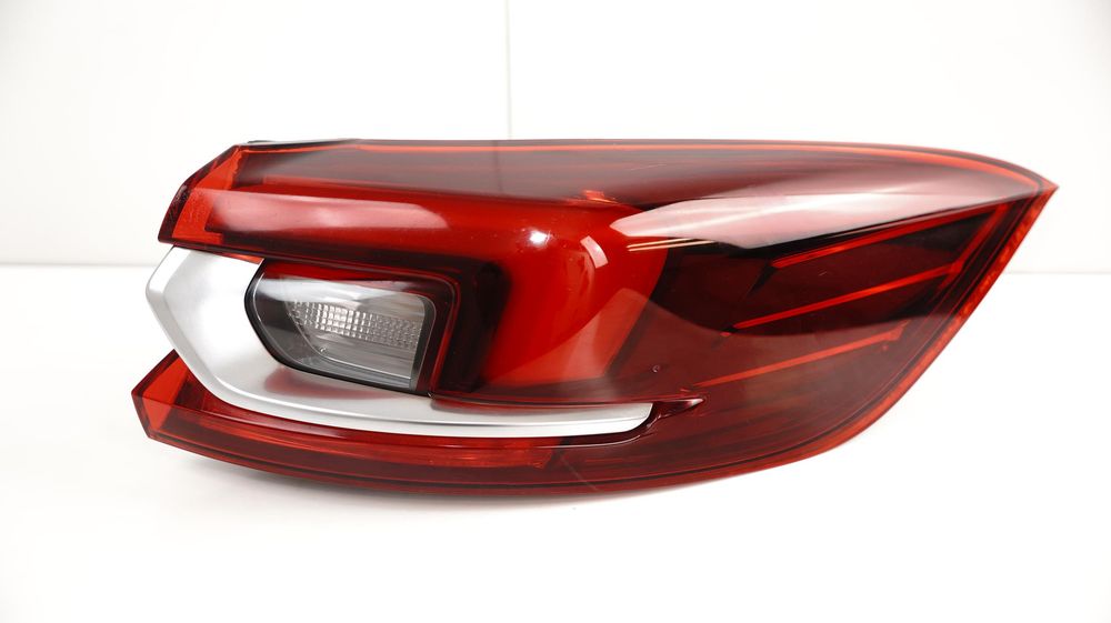 Lampa prawy tył tylna opel insignia b kombi 17-22r