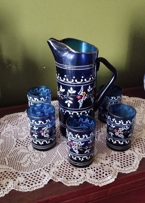 Conjuntos de jarros e copos vintage