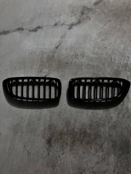 Grelhas frontais (originais pintadas de preto) para BMW série 4