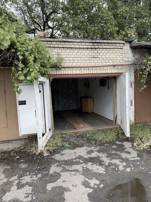Здам Гараж по вул Тернопільській