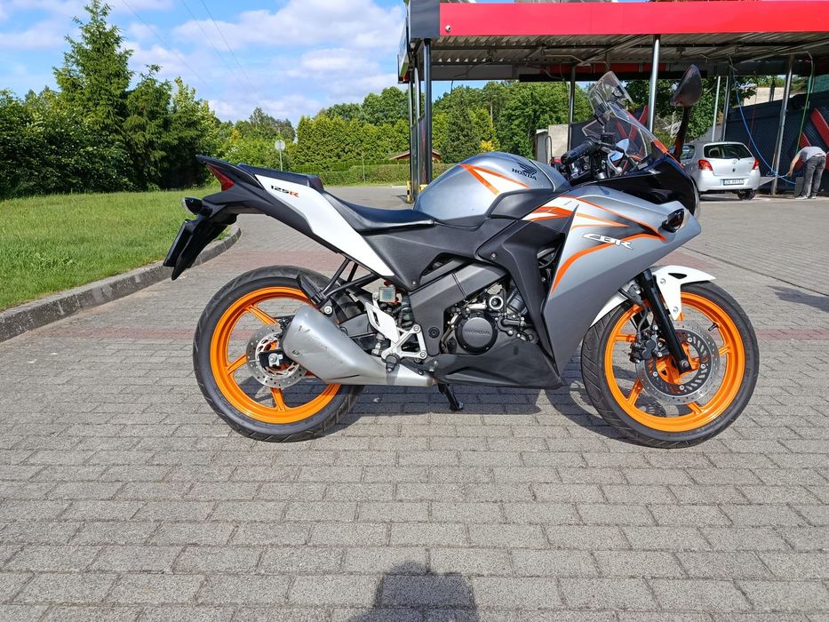 Motocykl Honda CBR 125 r