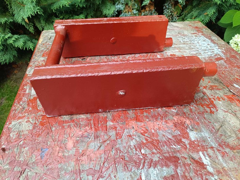 Wężownica ( podkowa ) prawa 40 x 40 x 13