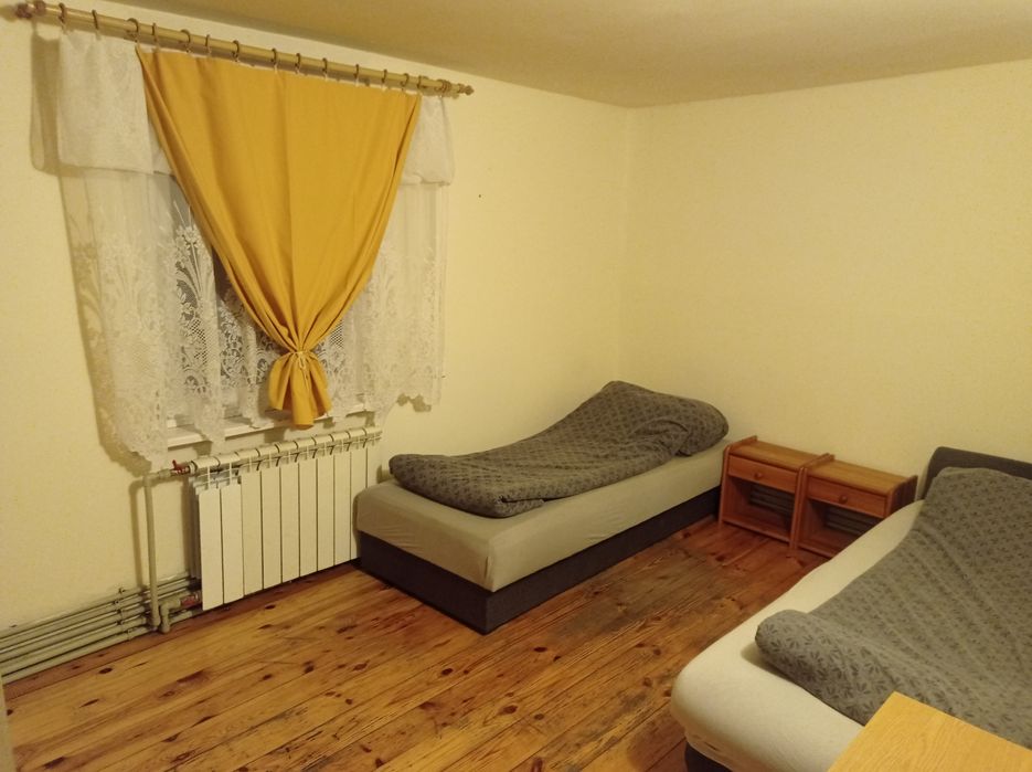 Dom dla pracowników -22 zł  tanie  spanie w centrum Józefowa.