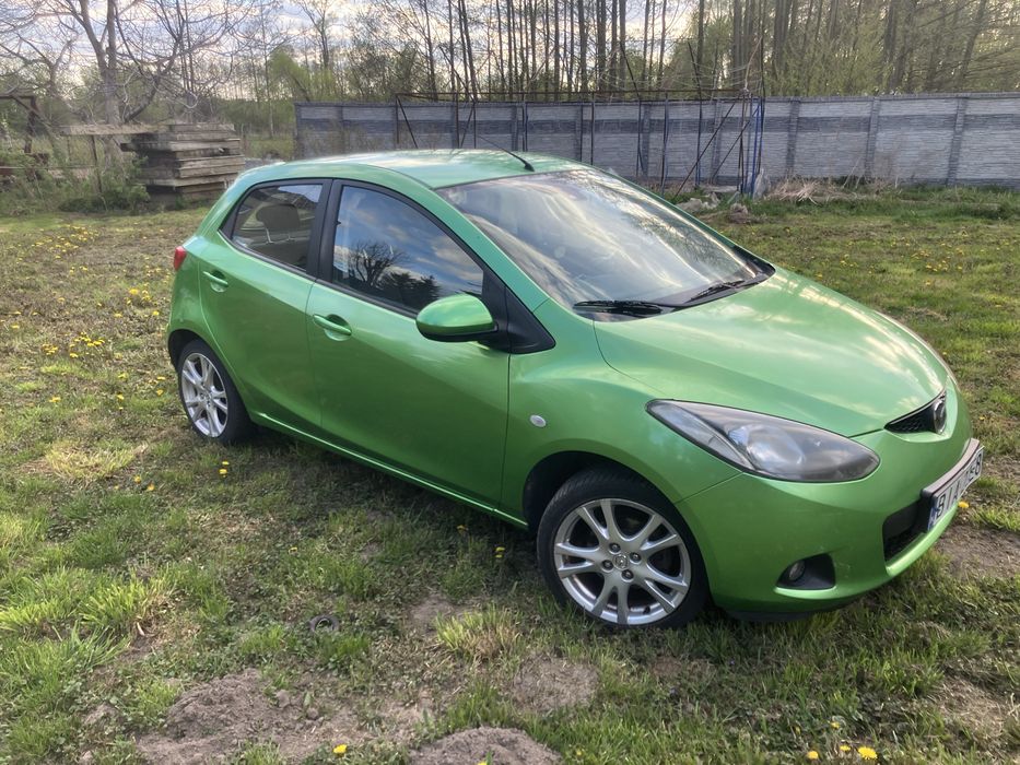 Mazda 2 Benzyna