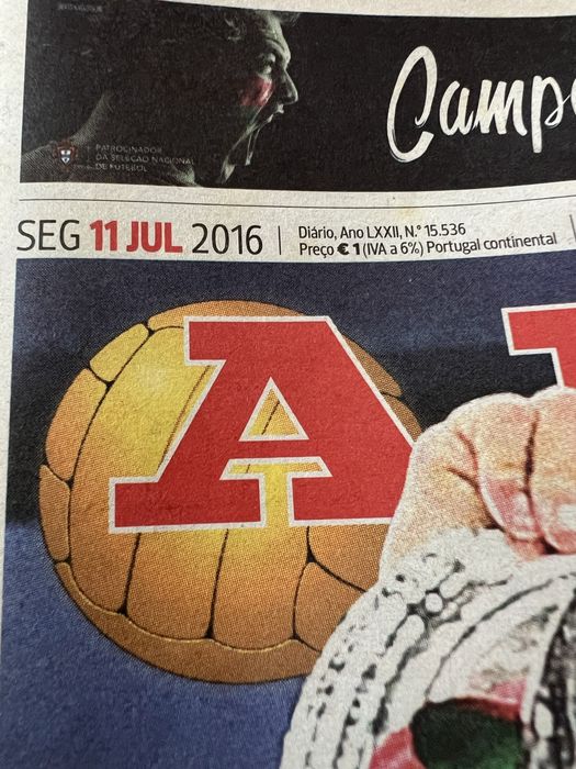 Jornal A Bola - Portugal Campeão Europeu