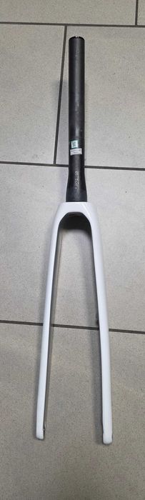 Widelec carbonowy do roweru TREK DOMANE SL 5 2022